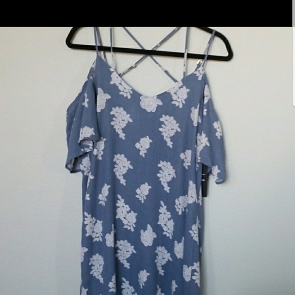 Lulu's Girly Summer floral cold shoulder mini dress NWT medium - Picture 3 of 9